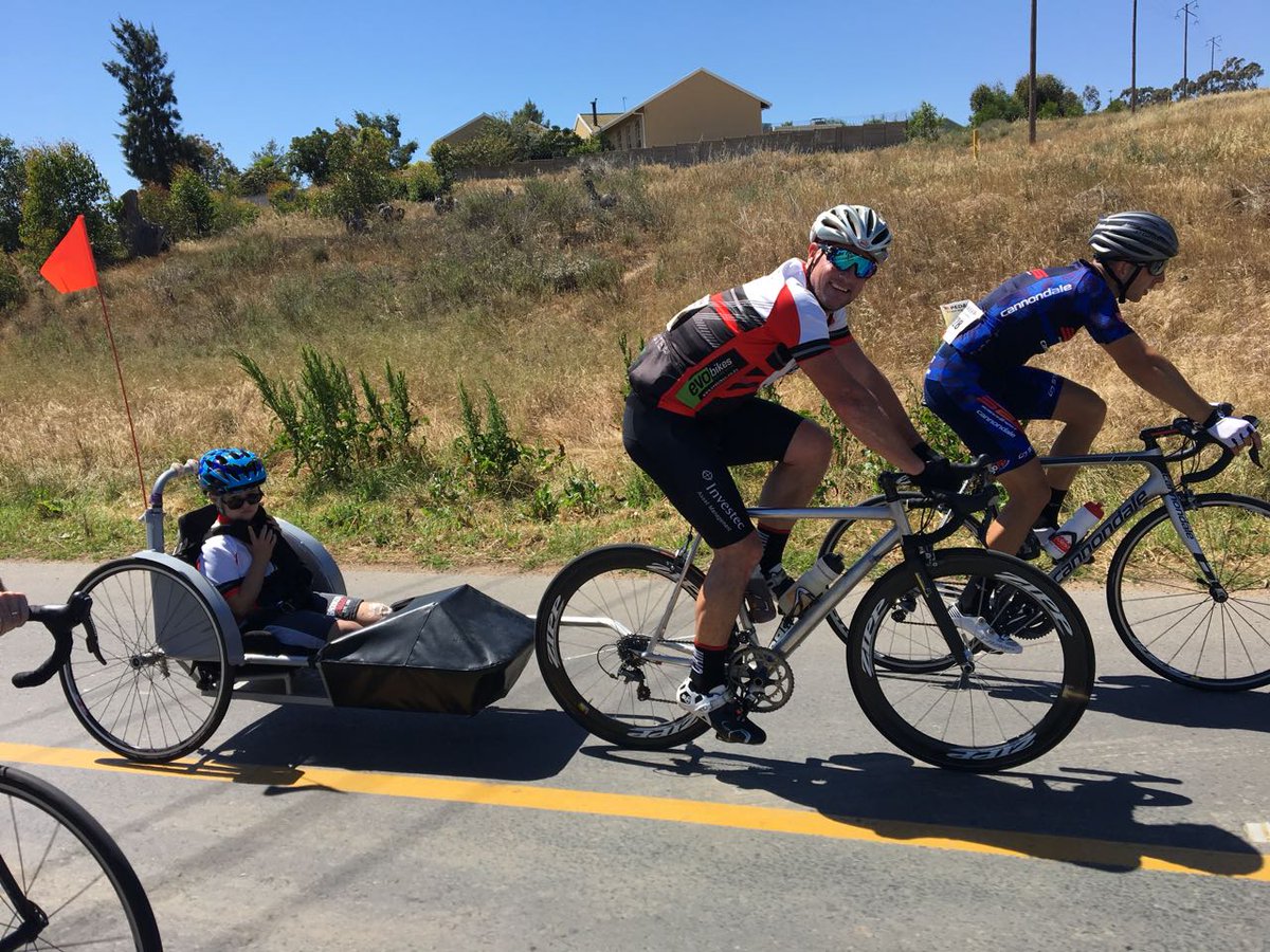 RoomtogrowCPT's tweet photo. Monster day. huge thanks to @24hrsolo @Pelotrain @cranknews @zrod__ @wackem73 6hrs40 for @PedalPowerPPA 170km. RaisingHope SA #abilitypower https://t.co/bhTIeMOX6m