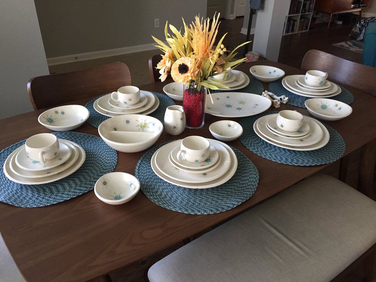Sgarvin84's tweet photo. I got tired of seeing my grandmother’s vintage china in boxes on the floor. #1950s #atomicpattern #vintage #china #unpacked #retro https://t.co/U7NJbYwjJ2