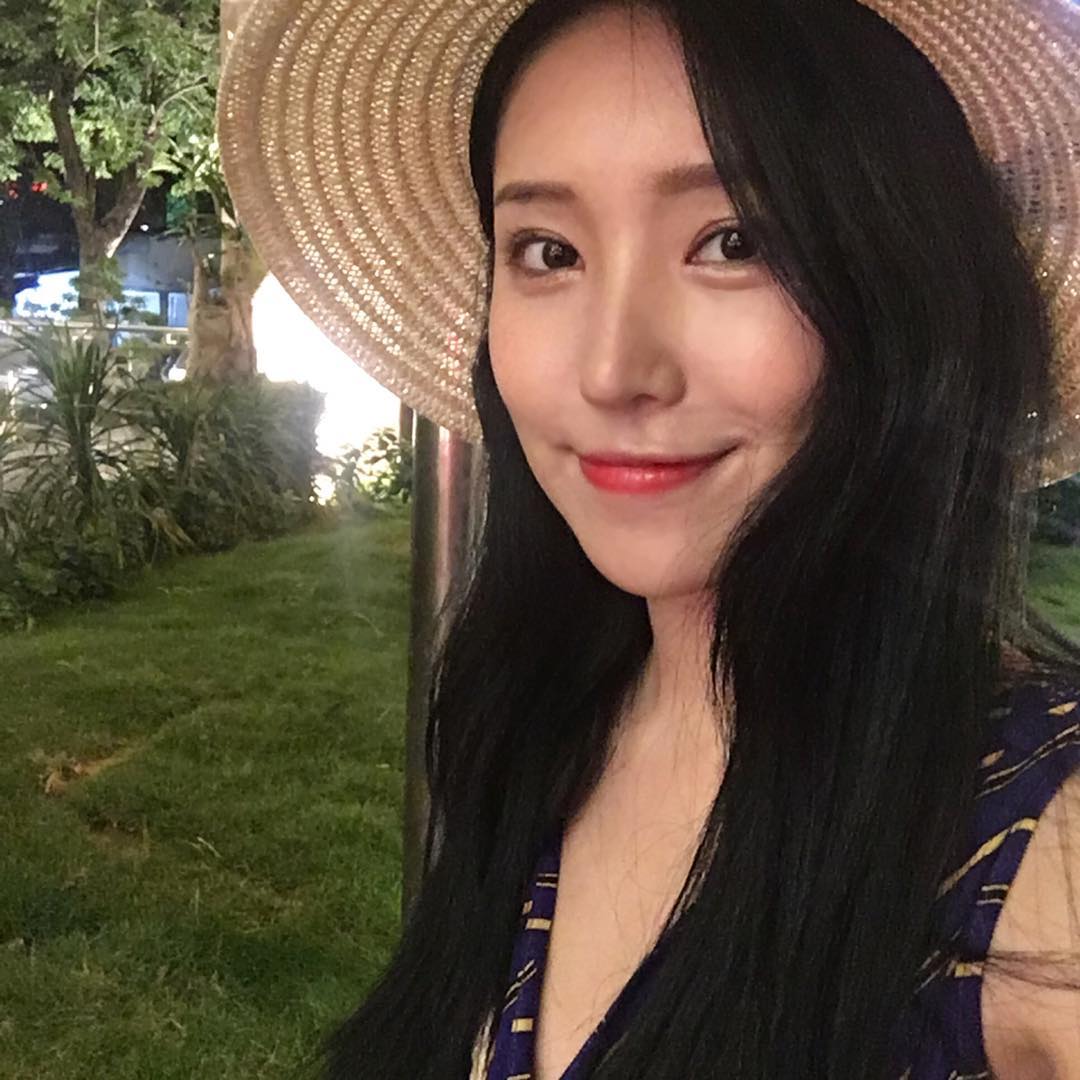 ohbliss_ph's tweet photo. OhBliss ChungLyn instagram update!
#오블리스 #OhBliss #청린 #ChungLyn https://t.co/rhE6Id05L2