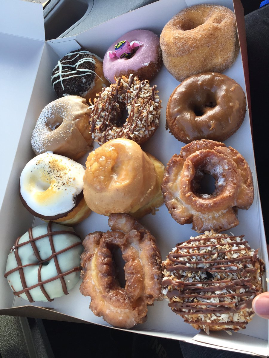 PepperNPals's tweet photo. Today's #HeckYeckDonuts are from @DonutConspiracy https://t.co/if04jqilRa