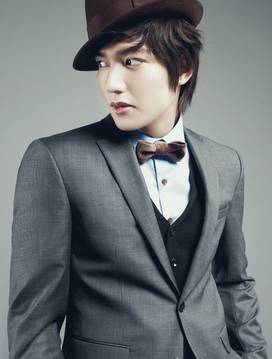 young2536114's tweet photo. 오늘도 잘자 내 심장아~"Dear mind, Please stop thinking so muchat night. I need to sleep." good night~ #이민호 #Leeminho https://t.co/GieCQGh2WO