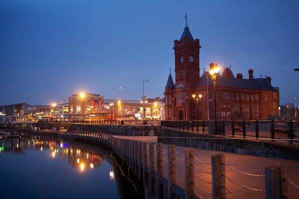 ReposteriaR's tweet photo. Cardiff
Our new home a beautiful city, different but similar to our lovely Alcala de Henares https://t.co/4Le2MZ9ggr https://t.co/GRIPhGmEDh