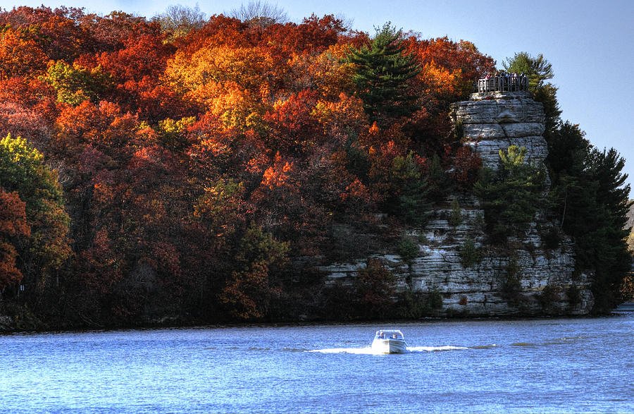 boatmichigan's tweet image. What a view! Are you still on the water? #BoatMichigan #FallBoating