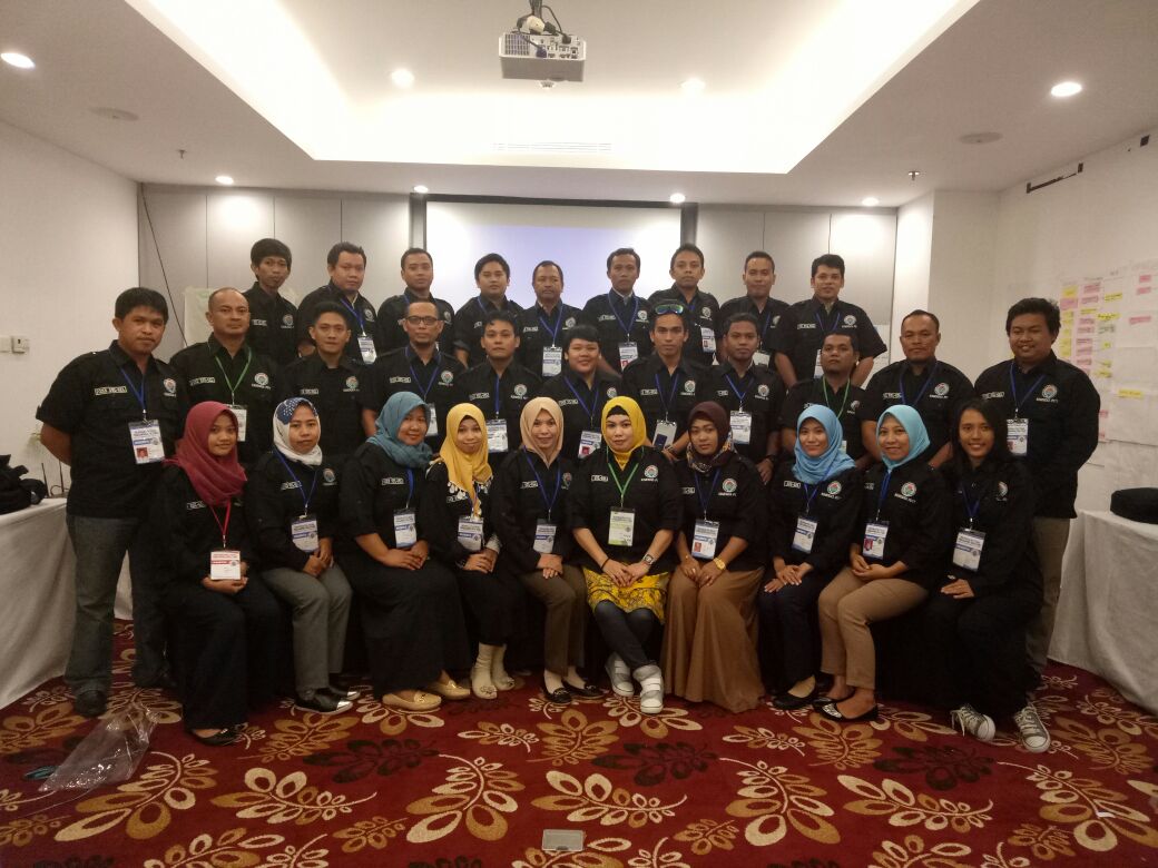 AndiYulianti13's tweet photo. PratugasPendampingDesa2017
Menguatkan desa
#ManfaatDanaDesa
#ProvSulSel
#KabBone
@jokowi
@EkoSandjojo
@taufikmadjid https://t.co/FfrvXv9PjR