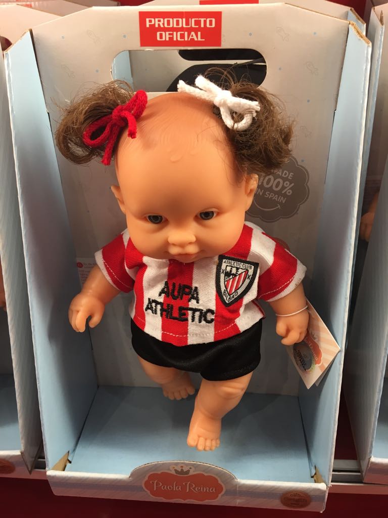Lilywhite_Rose's tweet photo. Also spotted in Bilbao, absolutely #awfulmerch https://t.co/e4jwXryWPl