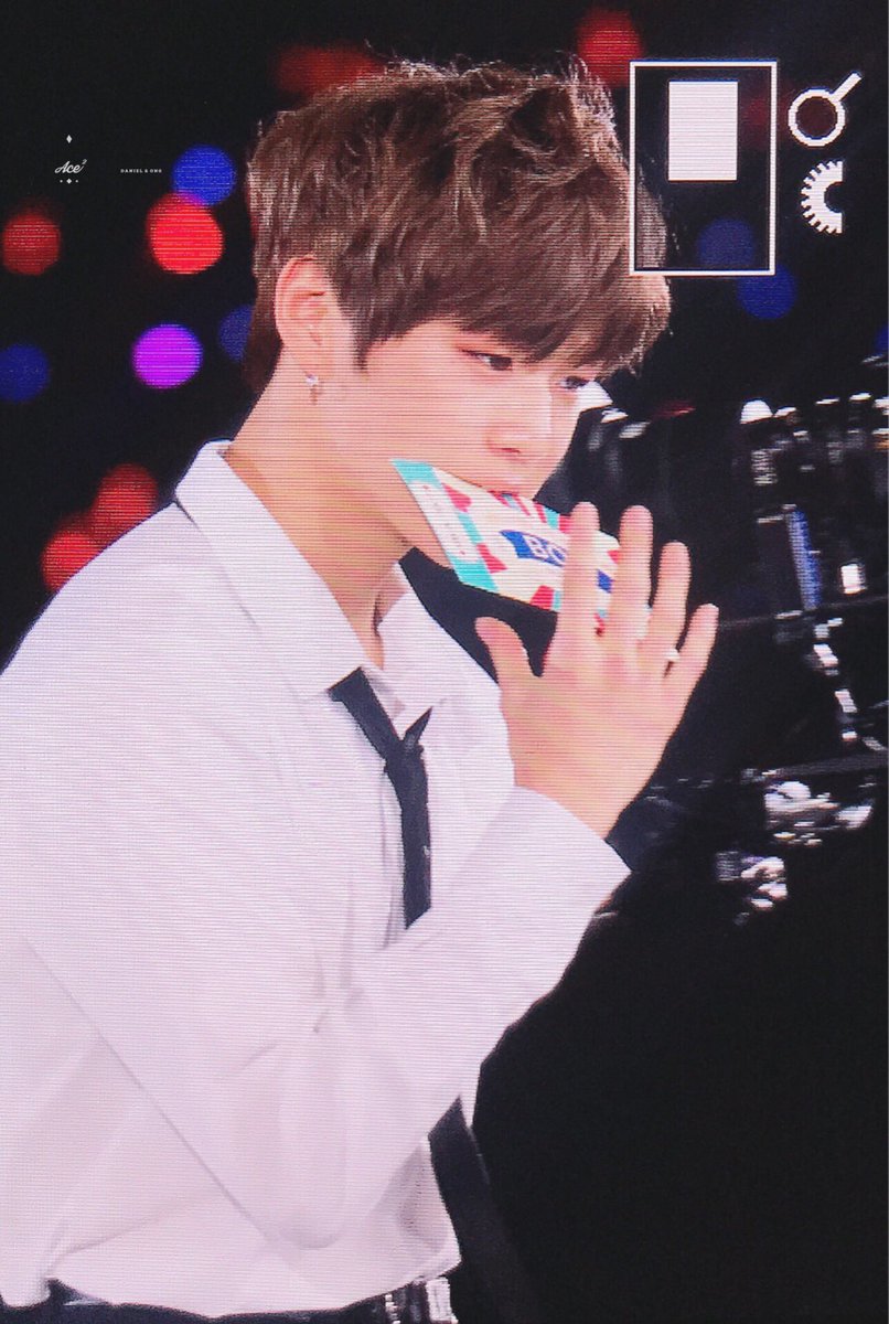 아니 진짜 강다니엘.. 조심하라고 해짜나ㅠㅠ 부산 왔다고 본능 나와버려 | 인스티즈