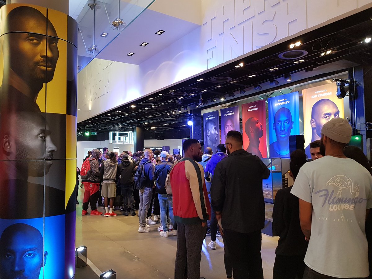 NBAUK's tweet photo. We're out here at Nike Town London awaiting a very special guest! Guess who? 😉 https://t.co/QAUNtsbYKv