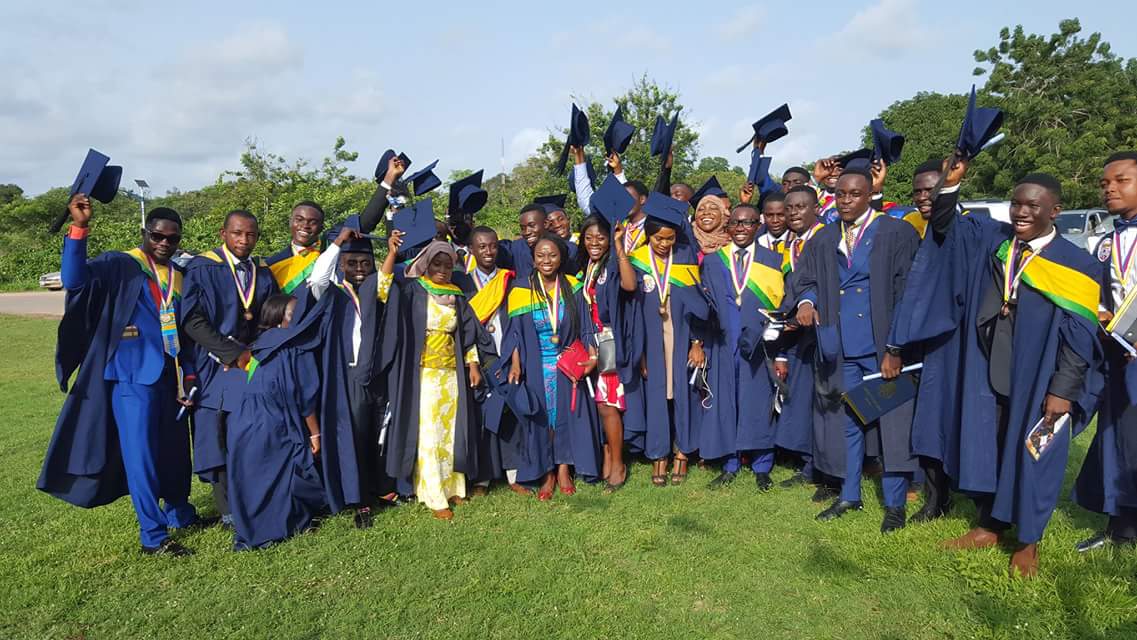 CITSAUCC's tweet photo. Congrats Bosses....2017graduants, CSC IT https://t.co/uuGJl4wSJu