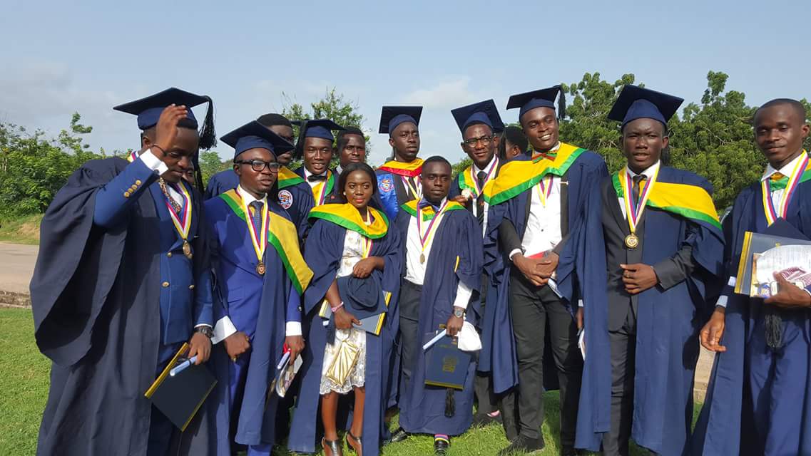 CITSAUCC's tweet photo. Congrats Bosses....2017graduants, CSC IT https://t.co/uuGJl4wSJu