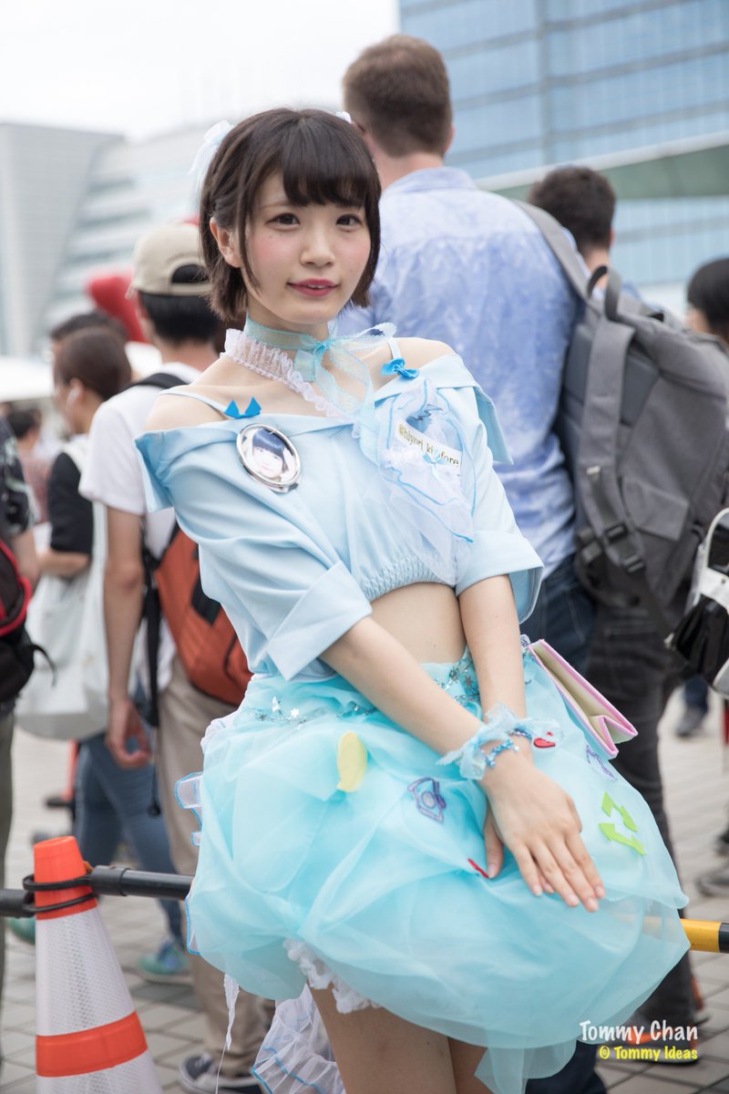 imtommychan's tweet photo. C92 コミケ2日目

西ひより @hiyori_kirafore

#C92 #C92COS #C92コス #C92コスプレ #C92コミケ2日目 https://t.co/8q0lyvcQLy