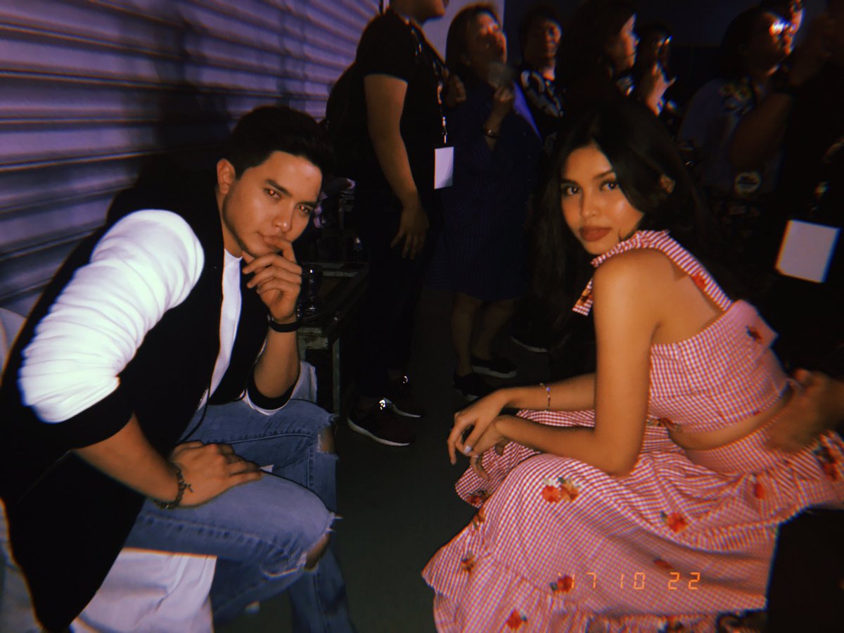 mainedcm's tweet photo. Thank you very much, AldubNation! Salamat sa suporta at pagmamahal na walang sawa niyong binibigay! ❤ #ADNFestival2017 https://t.co/ZBmfapLxg6