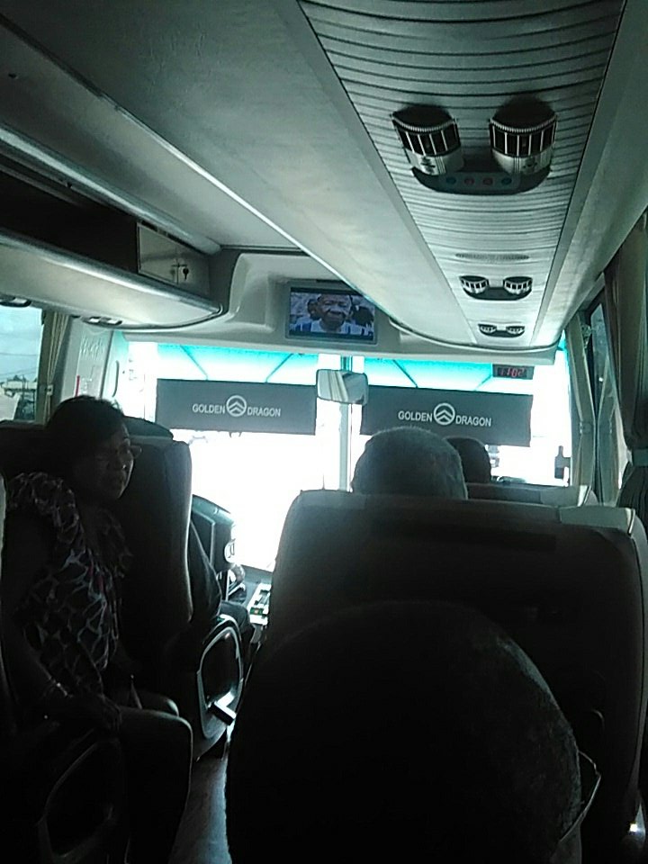 LILL_MICHAEL's tweet photo. #ATAF17 Nous sommes en route pour une ballade touristique à Bassam avec les membres de l'ataf
@AirCI_Officiel #cotedivoire #CIV225 https://t.co/RBWiCx7V8s