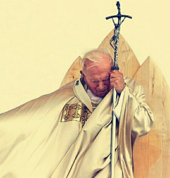 Giorgia Meloni ن Di Twitter La Famiglia E Lo Specchio In Cui Dio Si Guarda E Vede I Due Miracoli Piu Belli Che Ha Fatto Donare La Vita E Donare L Amore Giovannipaoloii