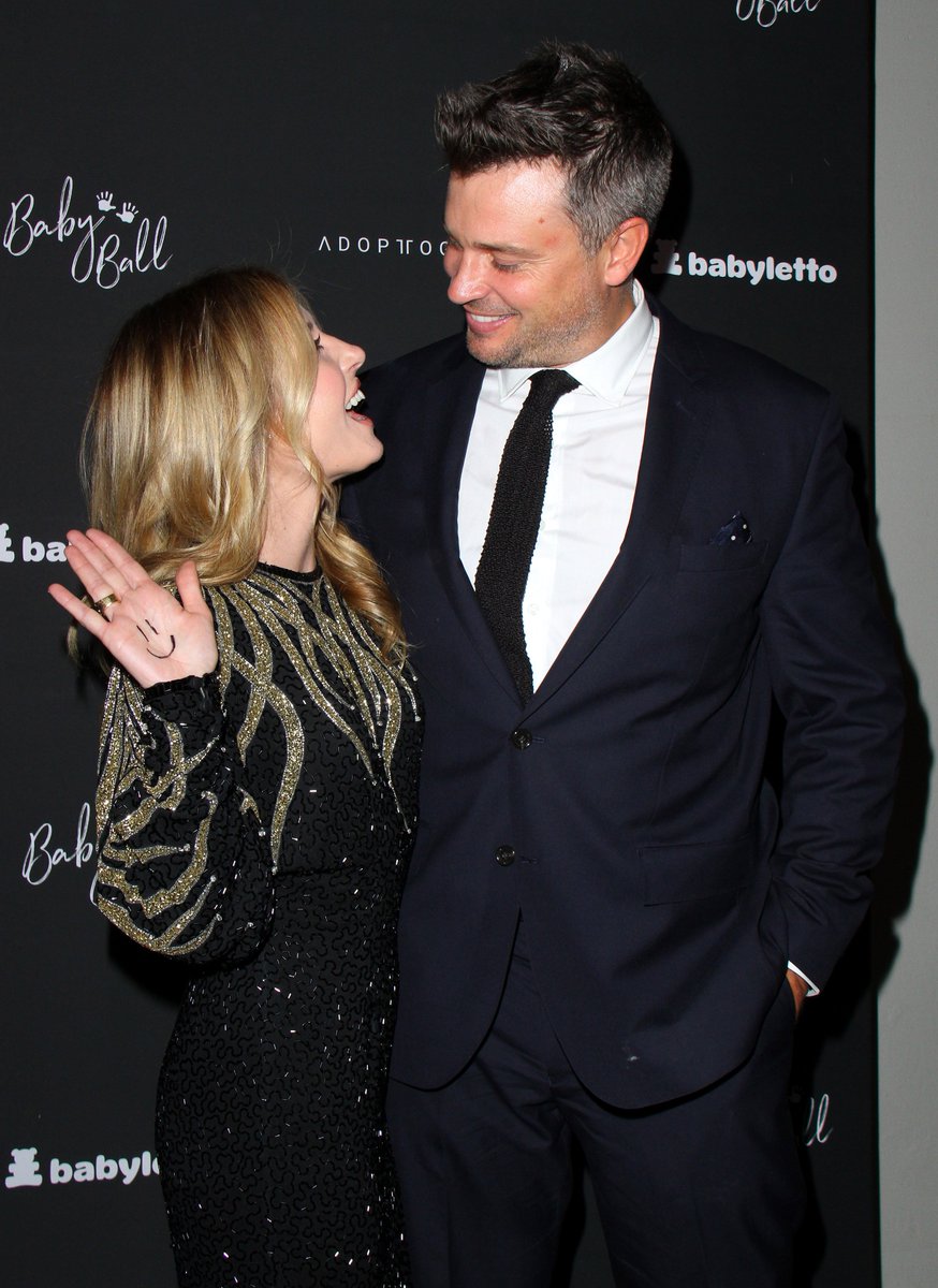 lovedearest's tweet photo. 16 HQ Pics of Tom at the Baby Ball Gala last night! #TomWelling https://t.co/BqRyJtdAi5 https://t.co/qFlVElrZk5