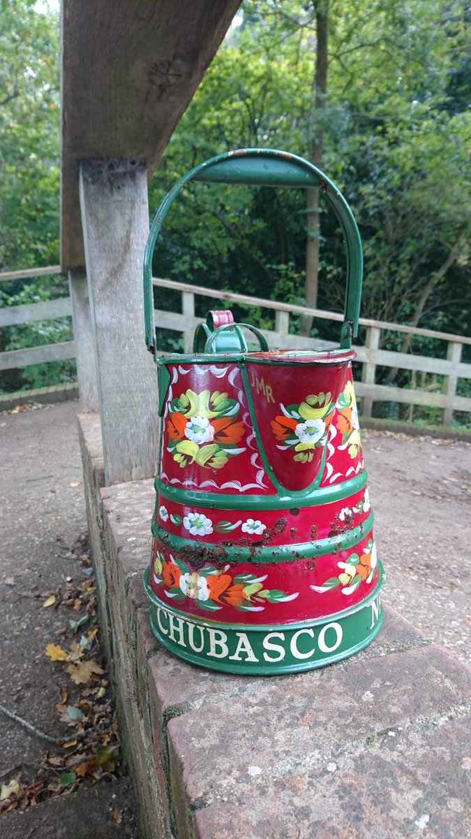 jneill's tweet photo. Found this floating in the River Wey Navigation canal. Anyone missing a water can? #chubasco https://t.co/aJtkdeEBB9