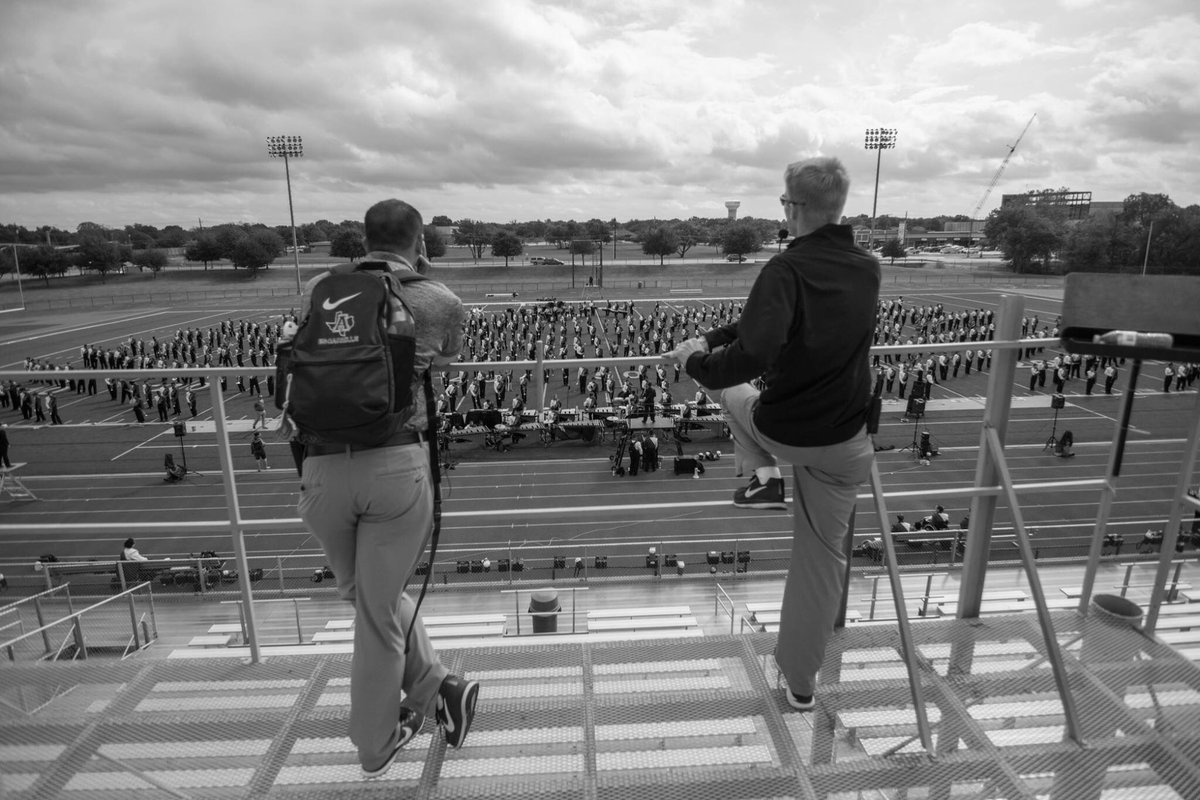 OBADO99's tweet photo. It’s not the whole staff, but we are have a great team! Congrats to staff, students, parents for a great season. #MyBand #AllenEscadrille https://t.co/nWwKxsKfhe