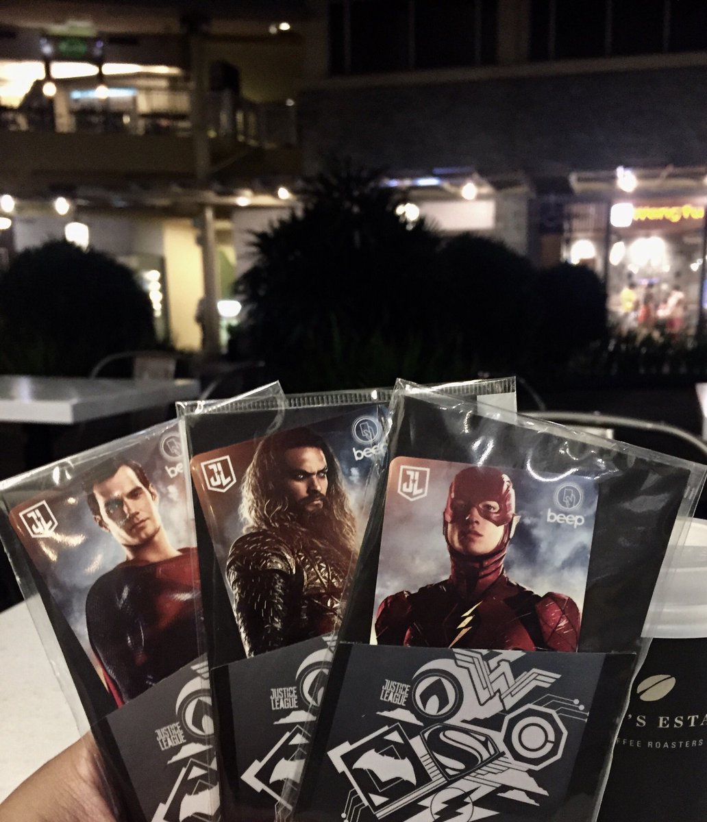 PattyRingles's tweet photo. Walang wonder woman!! 😭 #justiceleague #beepcards https://t.co/rZCMr32wev
