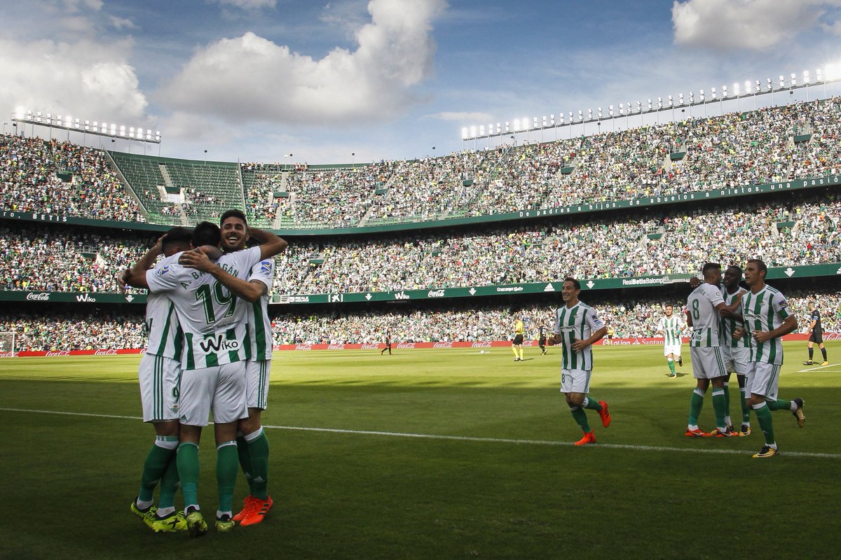 RealBetis's tweet image. ¡Feliz domingo! 😀✌️💚
