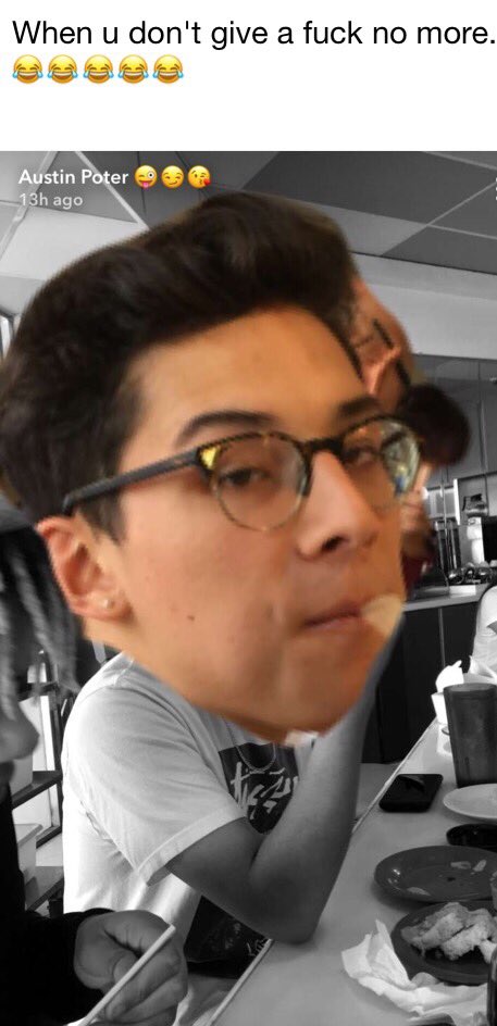 Sureeya123's tweet photo. @brandon_arreaga @TheAustinPorter @nickmara @Edwin_Honoret @zion_kuwonu @PRETTYMUCH 😂😂😂😂😂😂😂😂 https://t.co/9elqueZME3