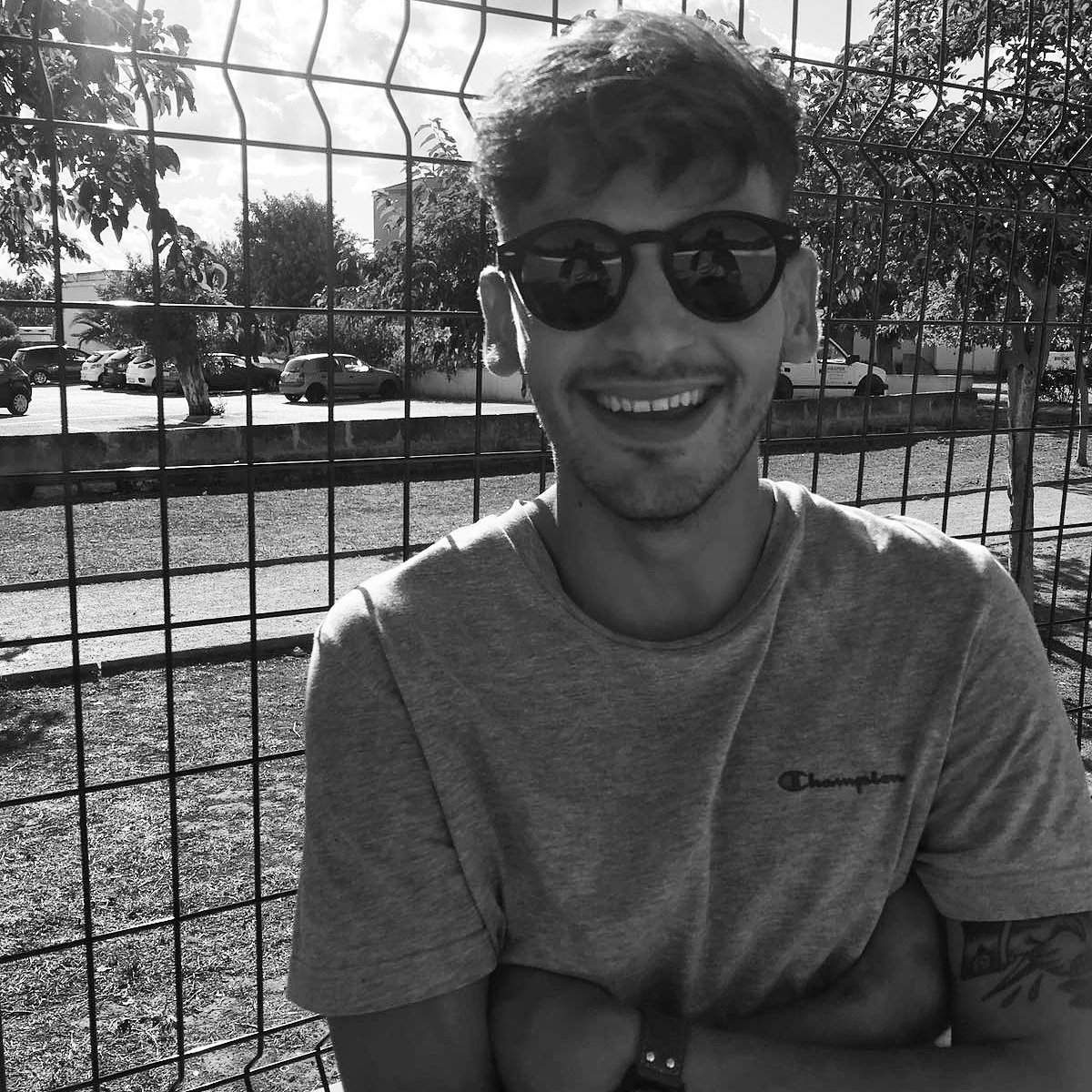 Cebrian236's tweet photo. #NuevaFotoDePerfil https://t.co/ryfNQBxfi8