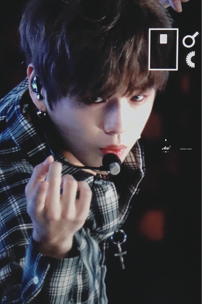 와 오늘자 강다니엘 프리뷰인데 아이컨택 완전 절묘함 ㅋㅋㅋㅋㅋㅋㅋㅋㅋㅋㅋ | 인스티즈