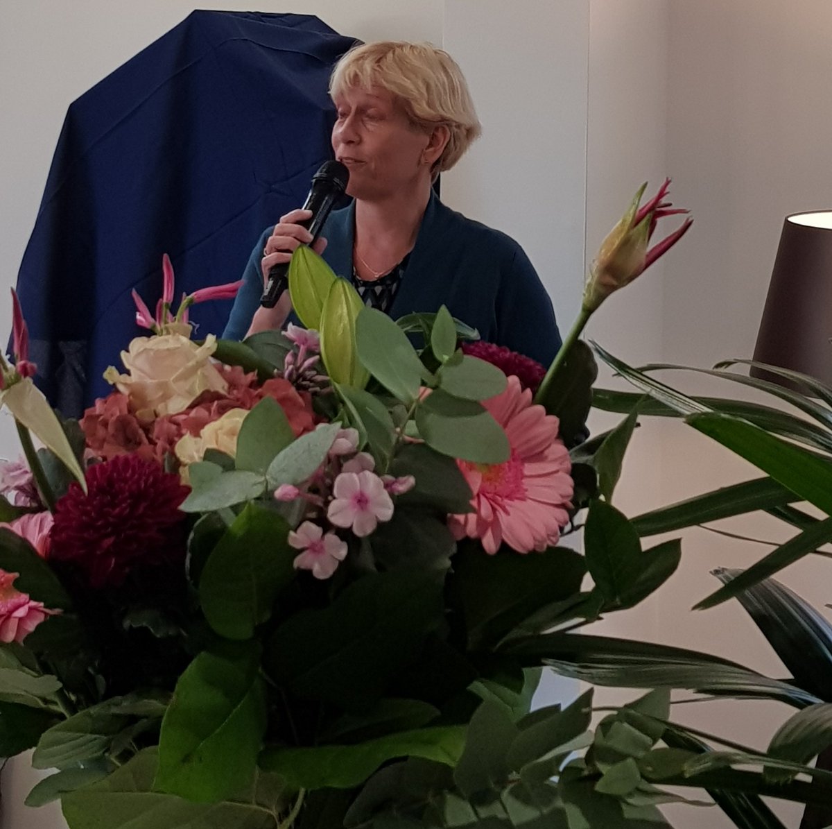 KeurUB's tweet photo. Zo opende collega-ondernemer @JacquelineVegt haar prachtige nieuwe locatie. Veel succes daar en veel liefde voor hen die jullie hulp zoeken! https://t.co/A7LWODLJNl