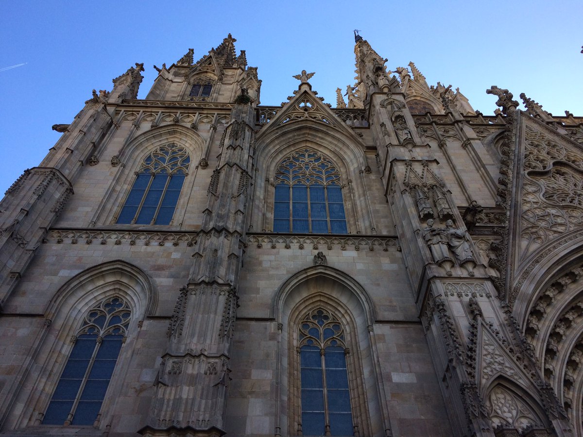 roadmovingblog's tweet photo. Descubriendo nuevos rincones e historias de la Barcelona gotica con @PastView . #PastViewExperienceBarcelona https://t.co/0yBaXM7My6