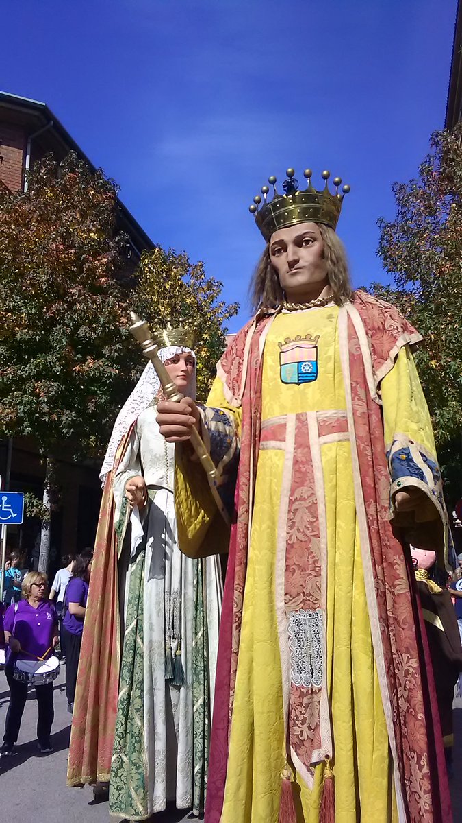 Marrecs's tweet photo. Felicitats, Grau i Eulàlia. Felicitats, @AmicsSalt! https://t.co/mCOF1PlqZL
