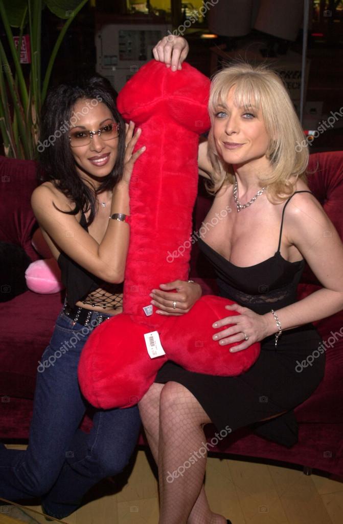 69_Taurus_Xxx's tweet photo. Hot #NinaHartley share Big Cock like 69 Taurus Xxx
https://t.co/RK2OPEjpTf #AndyTaurus Getting Mature Woman Wet https://t.co/YwteJBwE1b https://t.co/lcYolggigZ
