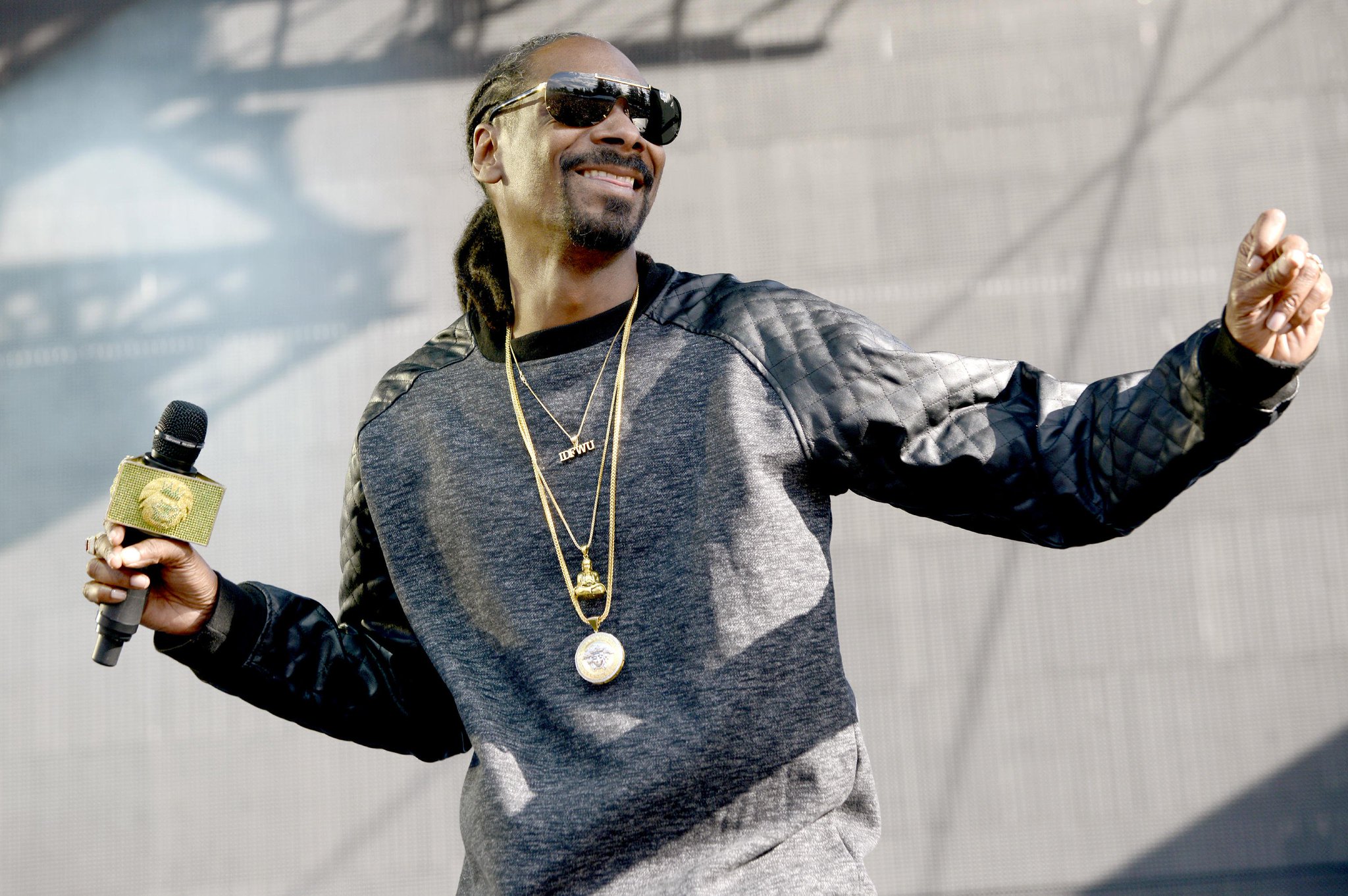 Stars Are Wishing Snoop Dogg A Happy Birthday  