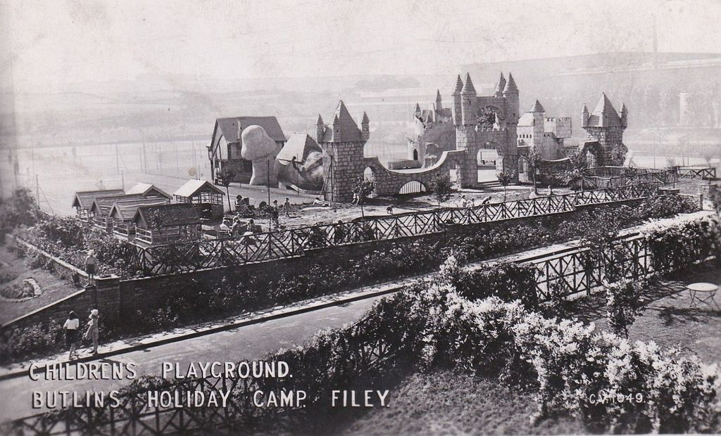 _Filey's tweet image. Butlins Filey - Children's Playground #Filey #Seaside