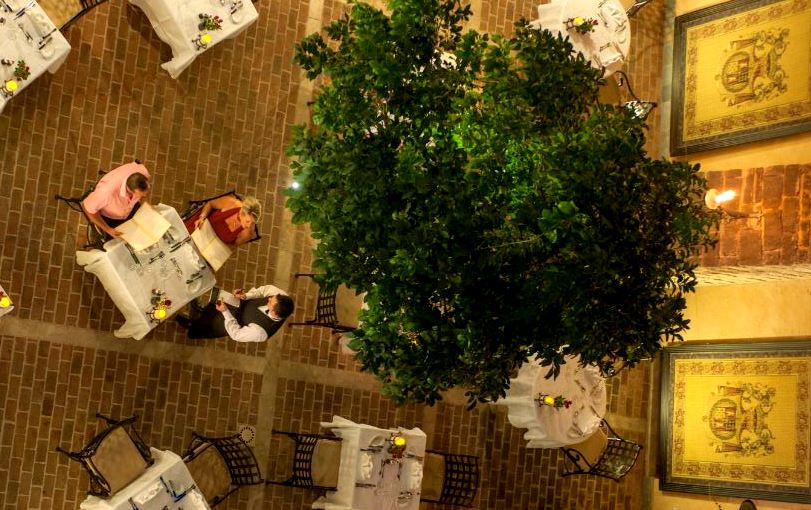 CyprusWines's tweet photo. A classical holiday destination reimagined for wine enthusiasts in mind  @lucy_coghlan  https://t.co/tGDvAnmBvR @Elysium_Hotel #cypruswine https://t.co/So3RpvolI1