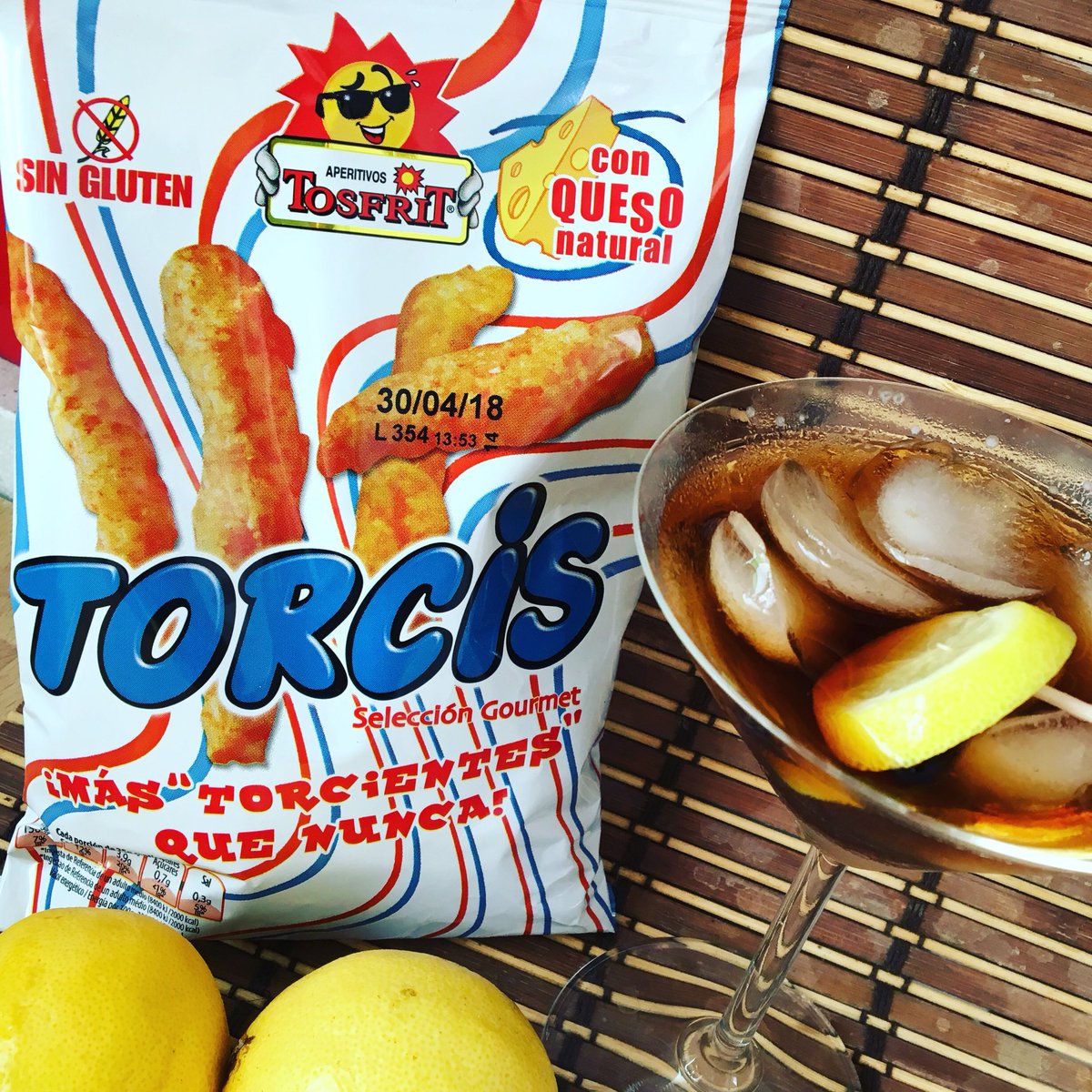 TosfritOficial's tweet photo. Hora del aperitivoooooo #tosfritero !!!👏👏👏#torcis #saborqueso #Tosfrit #disfrutadeldomingo #seleciongourmet #singluten https://t.co/DC4qcPvRtg
