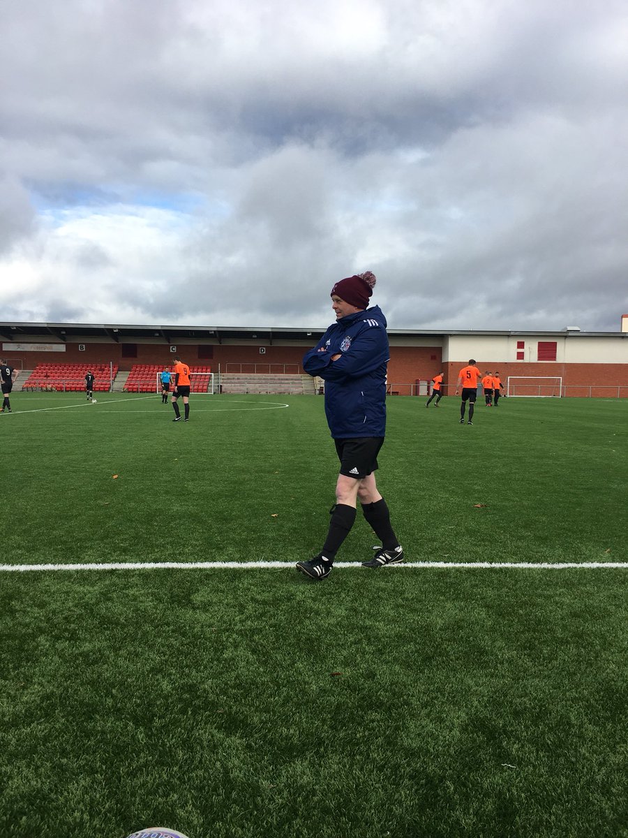FollowFollowFC's tweet photo. Half time and we are still 0-0. Been a decent game so far. Couple of yellows and hard tackles. Second half just about to start. https://t.co/Y0WD1vD85w