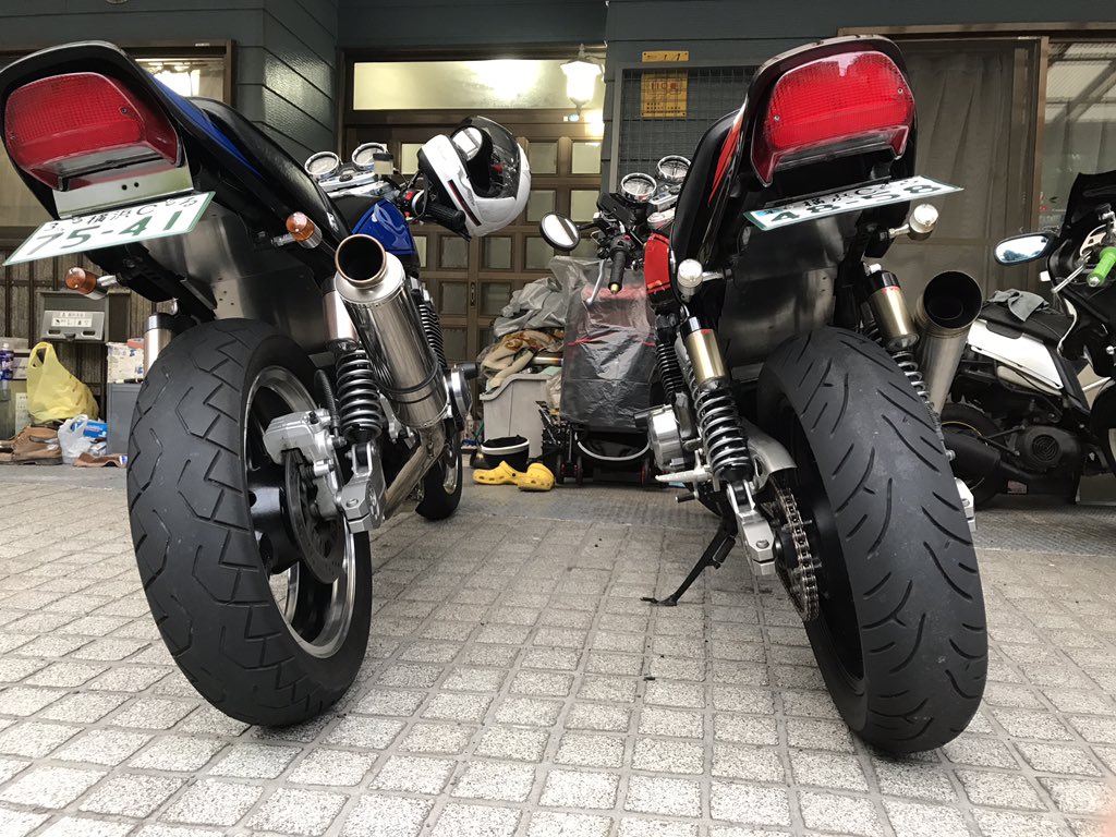 ゼファー400、Χインナーフェンダー