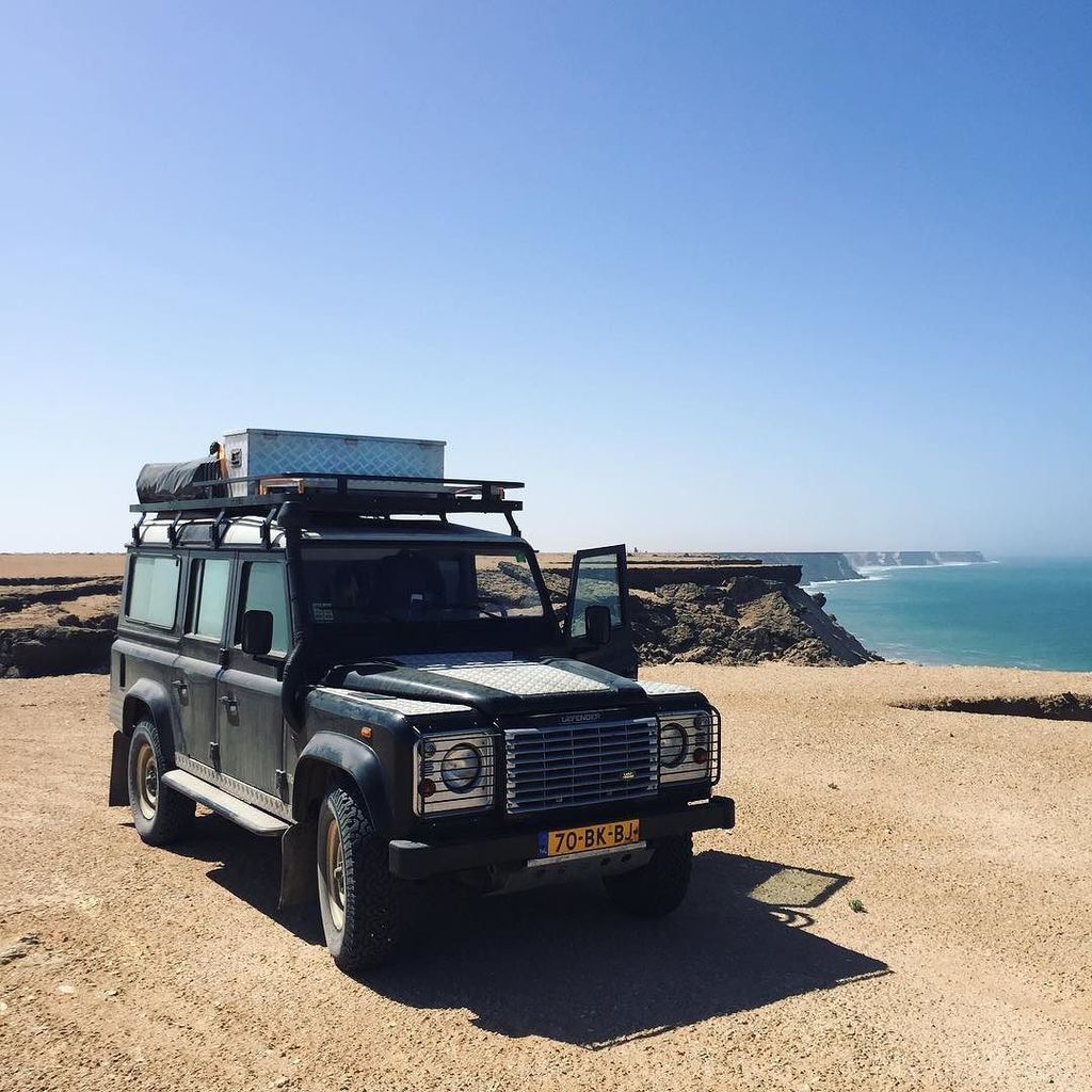 ourdefender's tweet photo. Almost in Dakhla! A lot of nothingness and a long drive till you get there, so let's hope it's worth it and there … https://t.co/OEfmxXVKKF https://t.co/XXDBSv2aH4