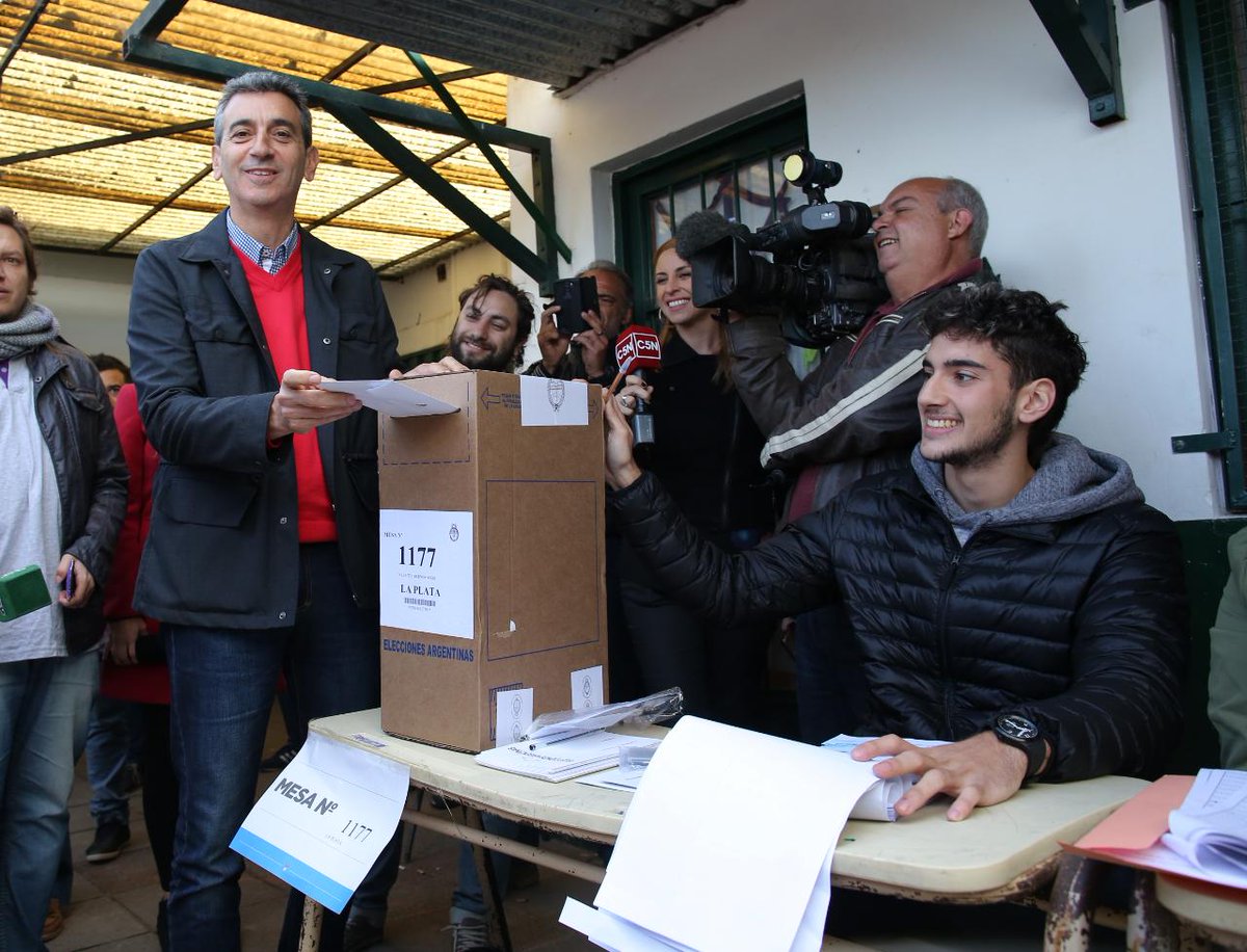 RandazzoF's tweet photo. #YaVote Hoy habla la gente. El veredicto de las urnas es inapelable. https://t.co/hkRtOSvvSl