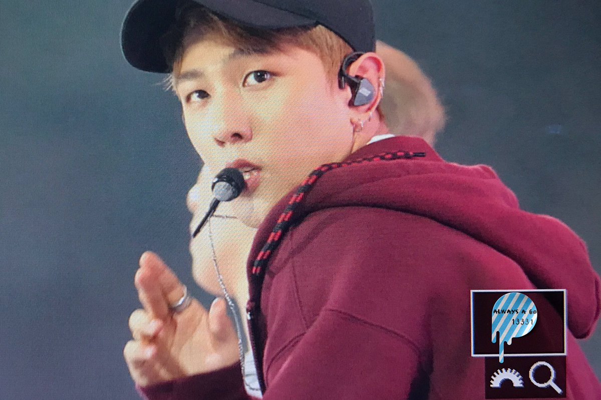 alwaysago13331's tweet photo. 171022 BOF
🤗

#동혁 #Donghyuk
#iKON #아이콘 https://t.co/Jovsgqxtdh