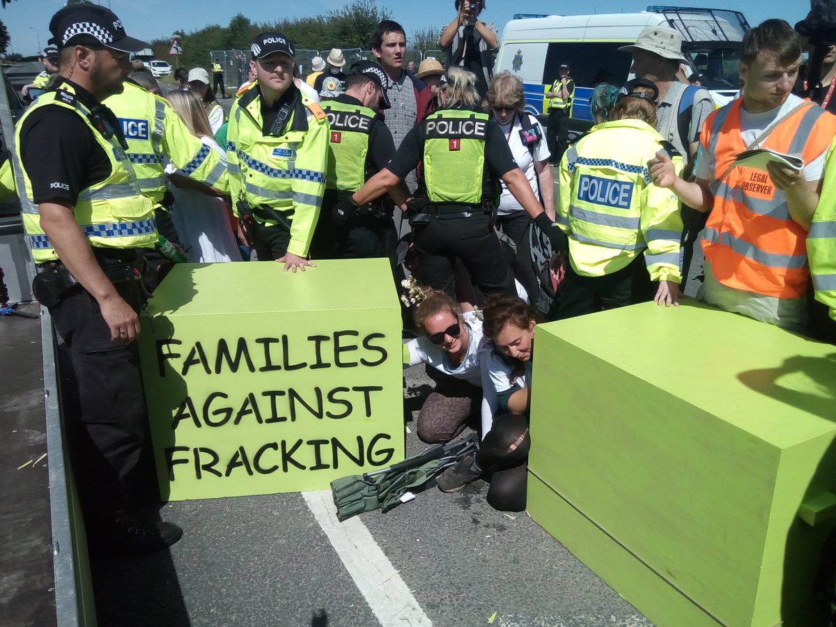 Join Reclaim the Power's national gathering to strategise + mobilise for climate justice: Sunday 29 Oct, Leeds facebook.com/events/7820469…
