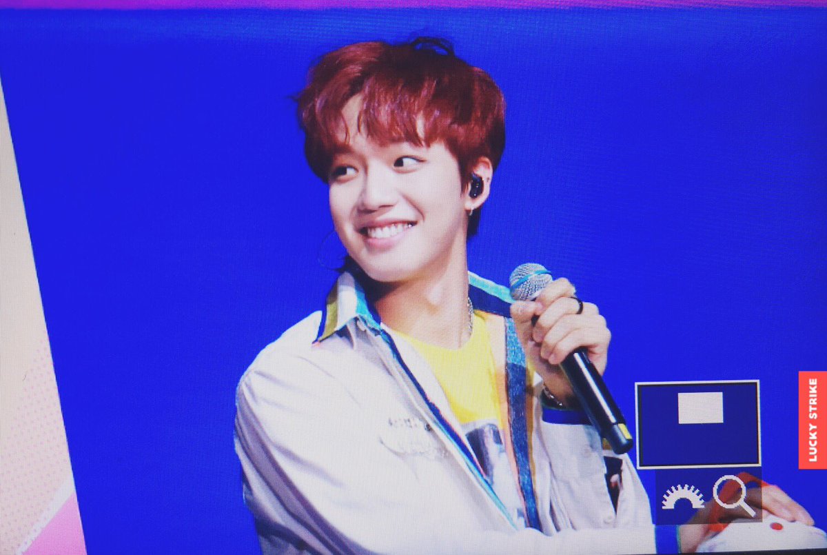 luckystrike_ym's tweet photo. 171022 first 팬미팅 #임영민 #LimYoungmin #MXM @bnmboysofficial @BN_Music
임영민 귀여워\(//∇//)\ https://t.co/4ZHxbj4D2F