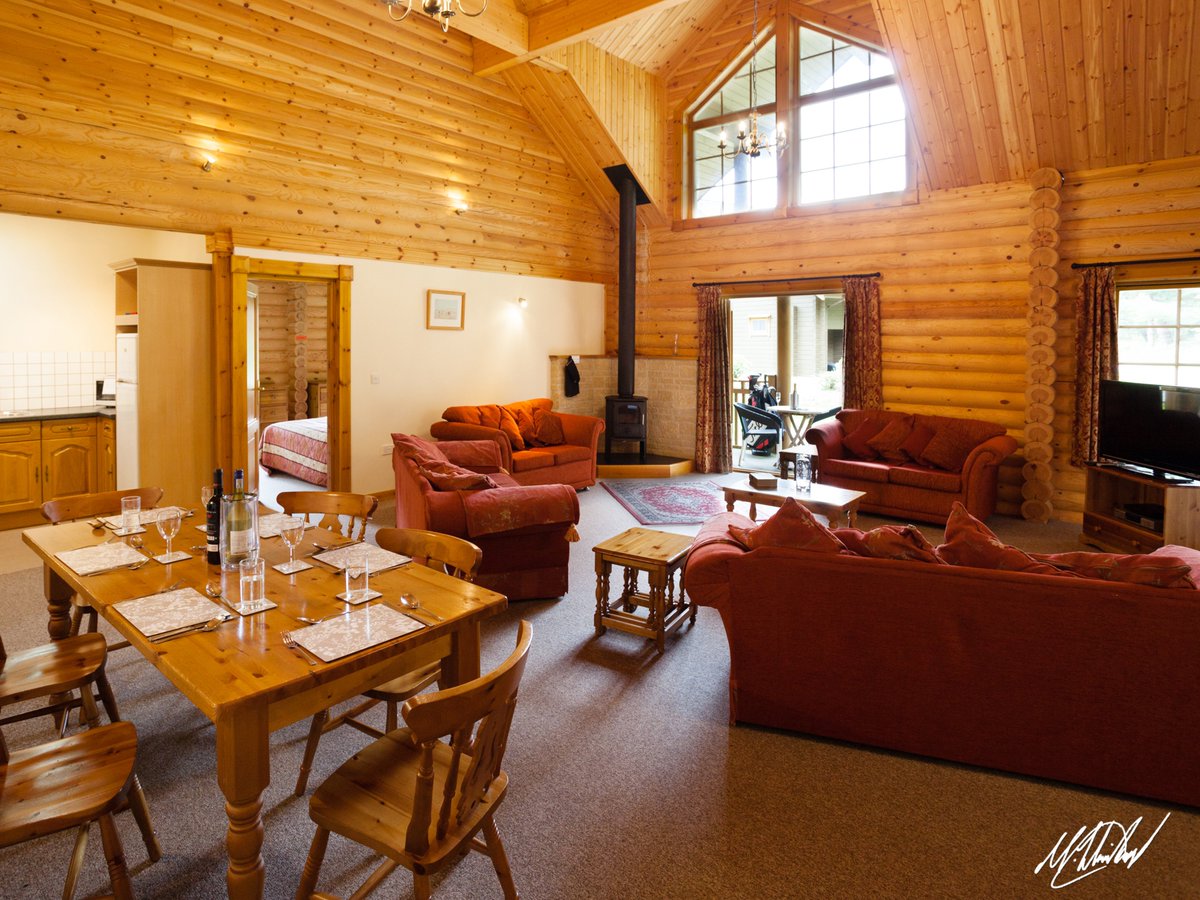 Open Plan living in our Luxury 5 Star Log Homes

Stay in December for £66.95pp 
including Dinner, Breakfast + 2 Rounds of Golf!

#golfbreaks