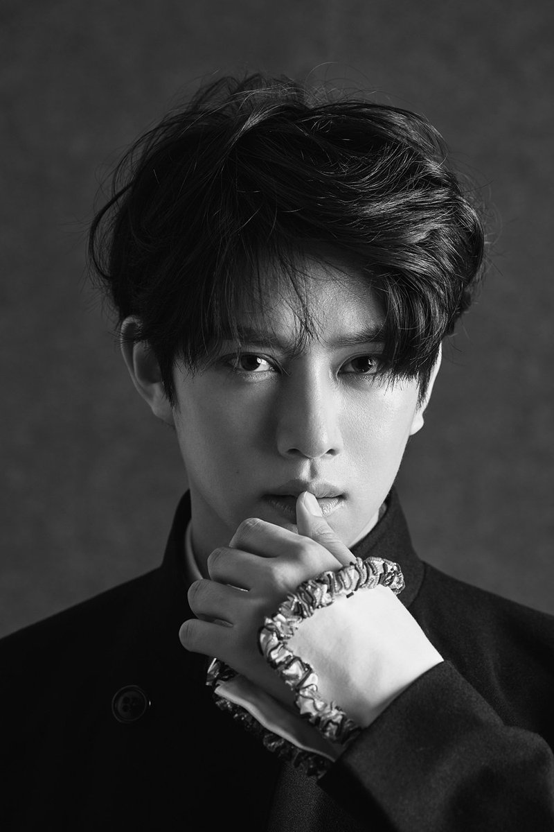 dkdinnidk's tweet photo. [D-15] Teaser images - Heechul &amp; Yesung 
#SuperJunior #8thAlbum #SJ_RETURNS
#슈퍼주니어PLAY #ELF 💙💙 https://t.co/fEnhV7NVvg