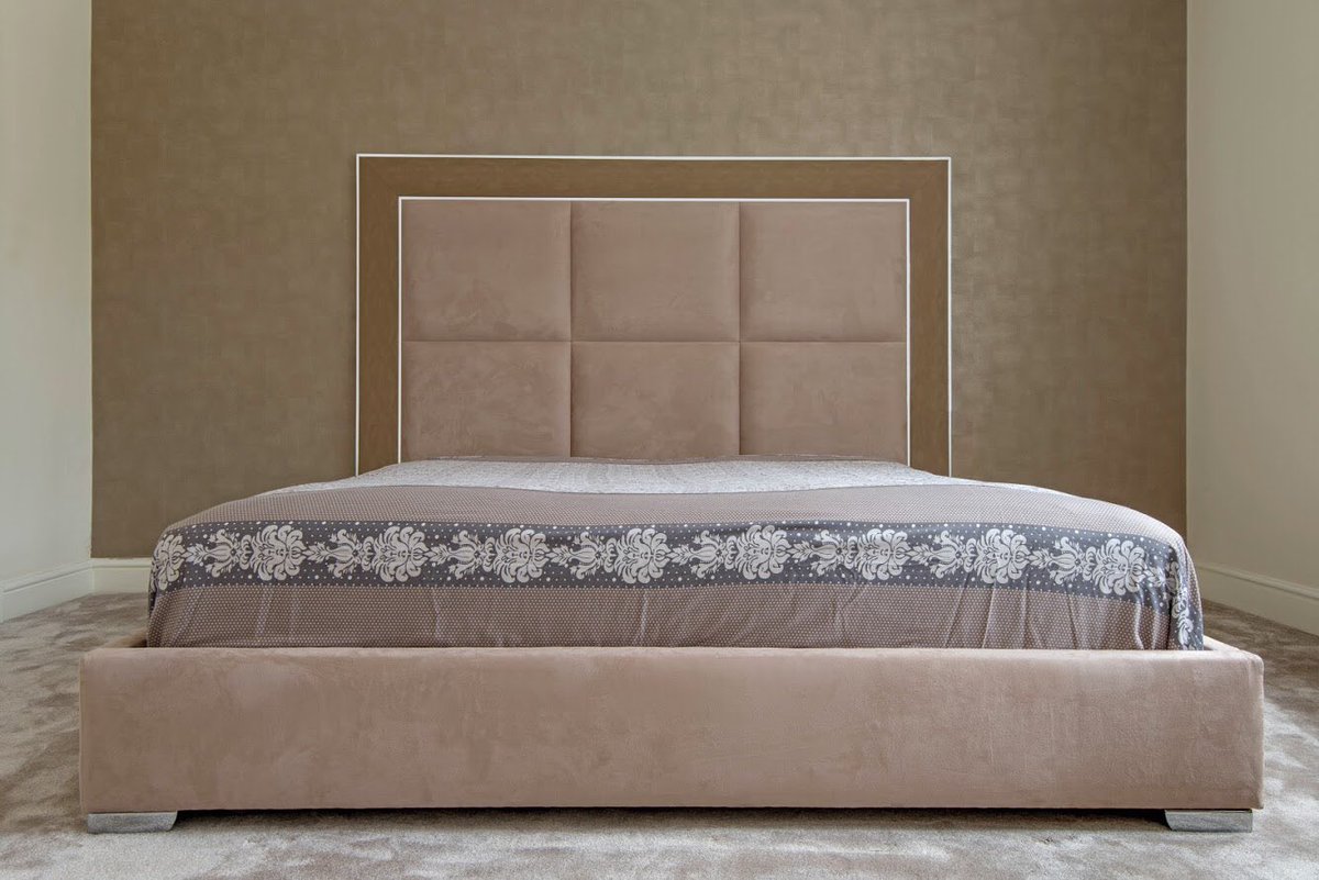 _IvySpace's tweet photo. #luxuryhomes #bedroomdecor #bespokebed #bed #headboard #luxuryliving #interiordesign #contrast #homedesign sourced by IvySpace https://t.co/FjkjFL4R6j