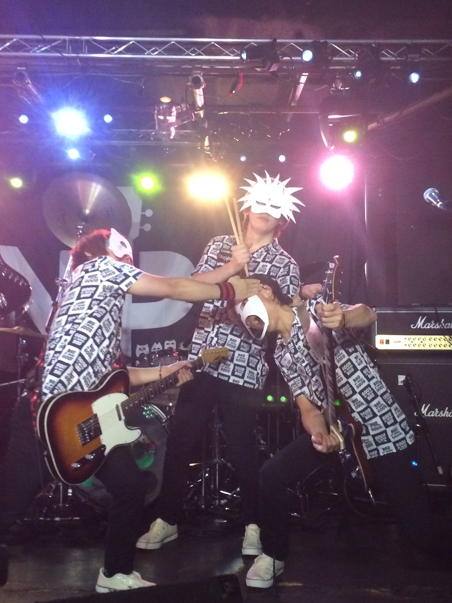 chaa3cookies's tweet photo. 流田projectのライブは楽しい
行く度楽しくなる

手上げるの恥ずかしいしライブ怖いと昔思ってたけどキャスで流田さん達の人柄を知りここなら怖くないかもってライブ自体ほぼ人生初でぼっち参戦して本当よかったよ

#流田project
#アニソン
#拡散希望 
#シャッターチャンス https://t.co/tBY2wb0F8L