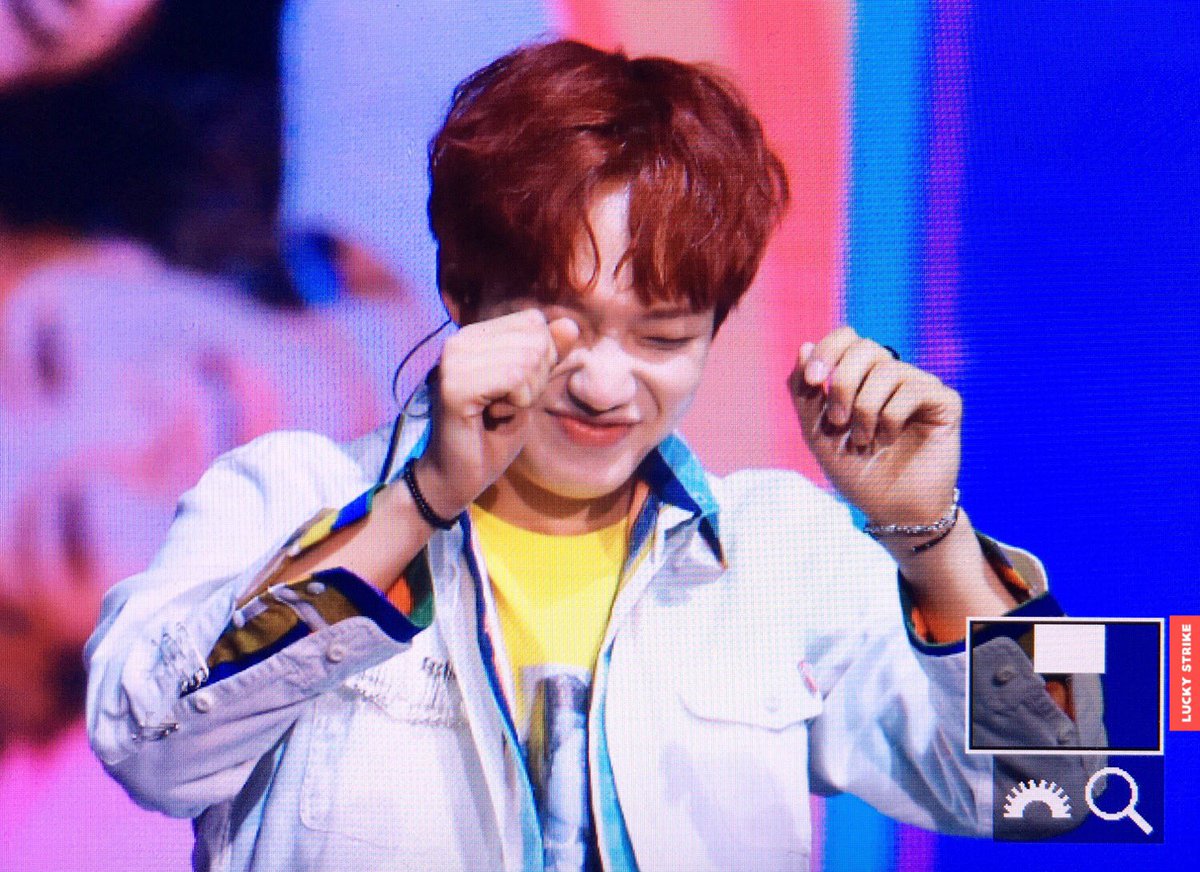luckystrike_ym's tweet photo. 171022 first 팬미팅 #임영민 #LimYoungmin #MXM @bnmboysofficial @BN_Music
너무 부산 상남자다 녕미나,,🙃💕 https://t.co/cf83GyrM0B