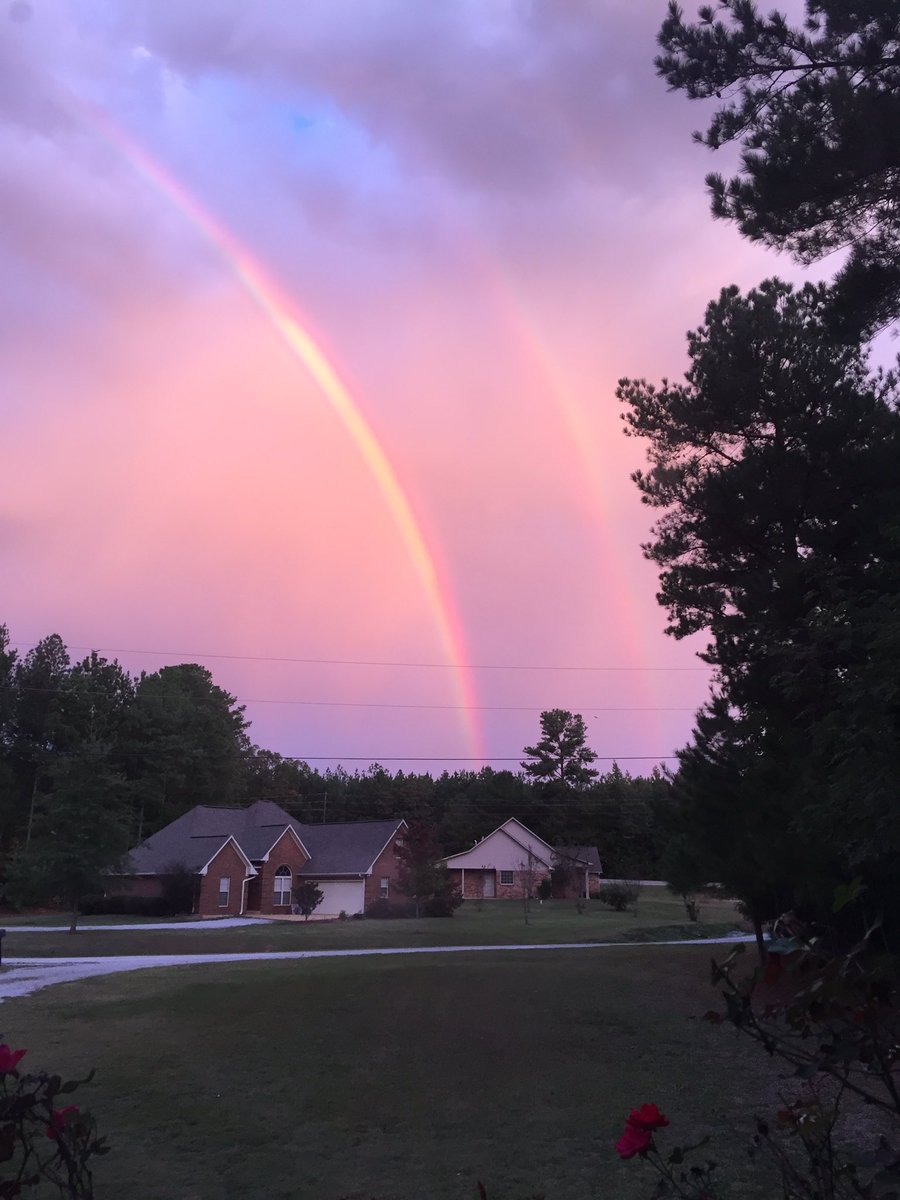 druthersdestin1's tweet photo. Beautiful double rainbow this morning! #wtva9news https://t.co/ZIjf92k0ex
