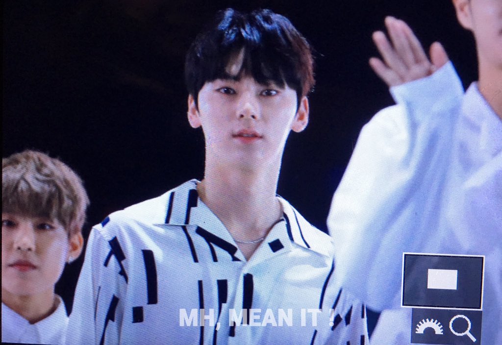meanit_mh's tweet photo. 171022 BOF #워너원 #Wannaone #황민현 #Minhyun 오프닝부터 난리 났찌 https://t.co/RXRWqA0VuR