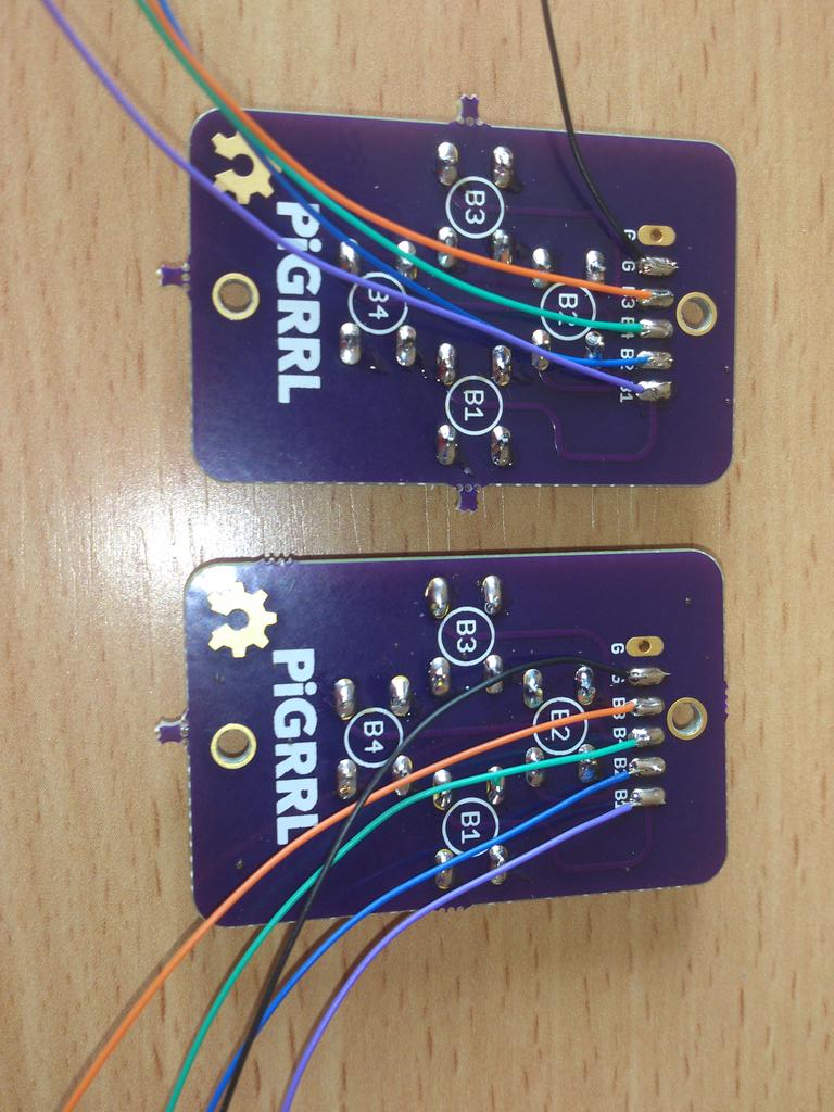 frthery's tweet photo. WORK IN PROGRESS - KIT PIGRRL ZERO en cours de montage! Merci à @RankXeroxZ pour le prêt. https://t.co/F6jY2epAWc