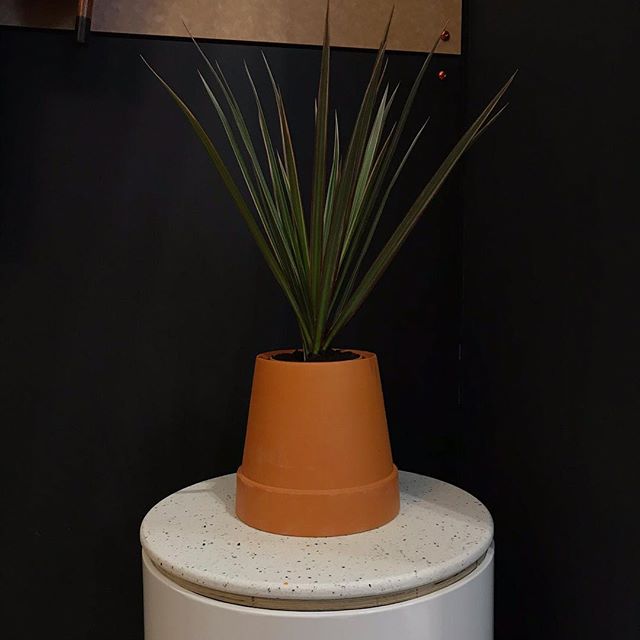 Repost! Look at the creative ways #durat can be used. 📷: <a href="/GuerillaCast/">Guerilla Cast</a> <a href="/boskke/">Boskke</a> flipped our TUBE side table with @duratdesign top.