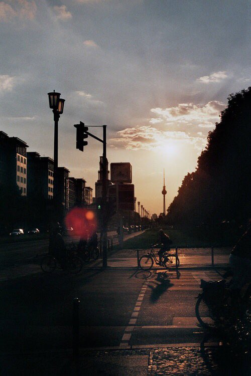 itfeelquotes's tweet photo. People change, memories don't.

คนเราเปลี่ยนได้เสมอ
แต่ความทรงจำไม่เคยเปลี่ยน https://t.co/wyDNVKQub6